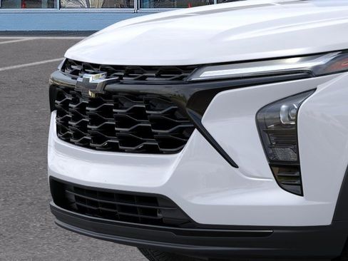New 2026 Chevrolet Trax LT w/ Driver Confidence Package FWD image 13
