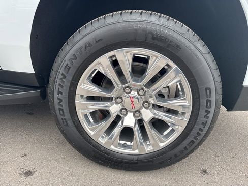 New 2026 GMC Yukon XL Denali AWD/4WD image 39