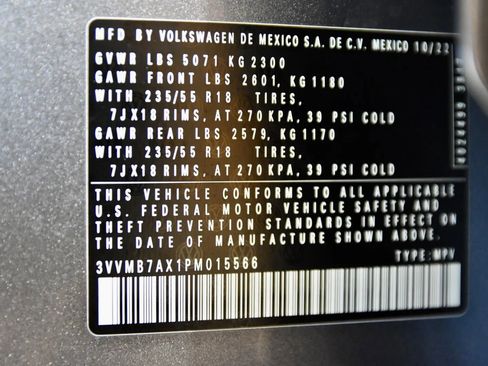 Used 2023 Volkswagen Tiguan SE image 30