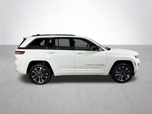 Certified 2023 Jeep Grand Cherokee Overland AWD/4WD image 6