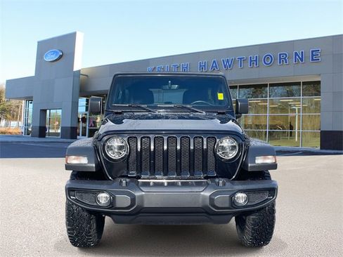 Used 2021 Jeep Wrangler Unlimited Willys image 2