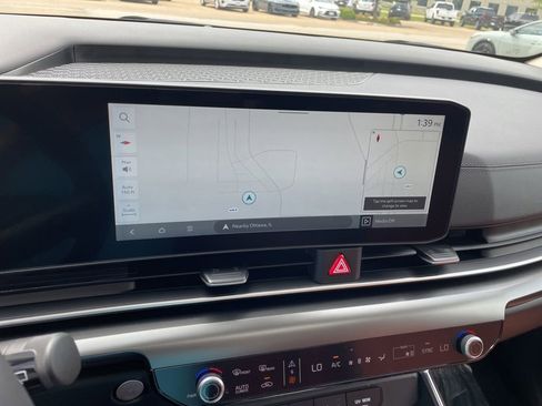 New 2026 Kia Carnival SX FWD image 21