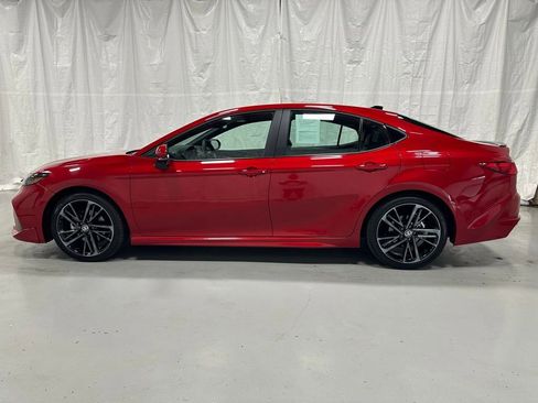 Used 2026 Toyota Camry XSE FWD image 4
