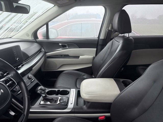 Used 2022 Kia Carnival LX FWD image 10