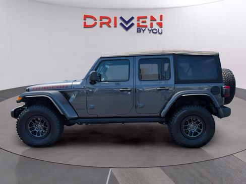 Used 2022 Jeep Wrangler Unlimited Rubicon w/ Xtreme Recon 35" Tire Package AWD/4WD image 2