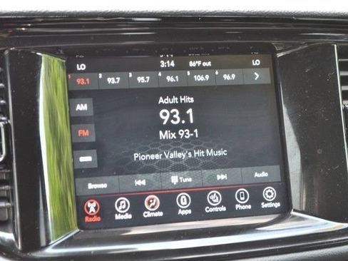 Used 2023 Dodge Durango GT w/ Blacktop Package AWD/4WD image 28