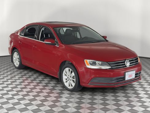 Used 2016 Volkswagen Jetta SE FWD image 7