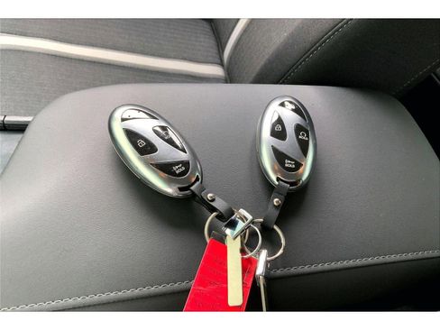 Used 2024 Hyundai Sonata SEL FWD image 11