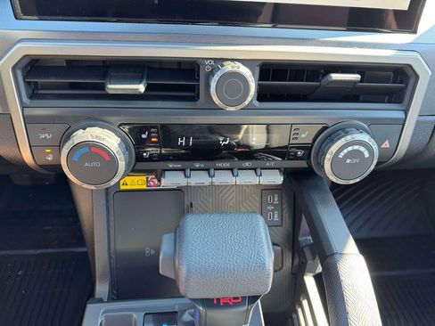 Used 2025 Toyota 4Runner TRD Off-Road Premium image 29