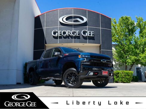 Used 2022 Chevrolet Silverado 1500 LT Trail Boss w/ Safety Package AWD/4WD image 1