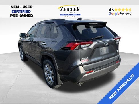 Used 2019 Toyota RAV4 Limited w/ Cold Weather Package AWD/4WD image 3