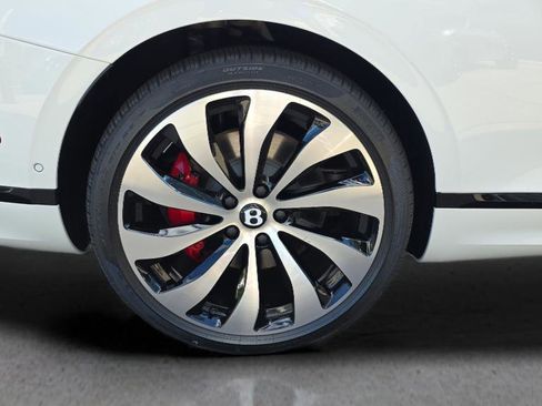 New 2025 Bentley Continental GTC image 22