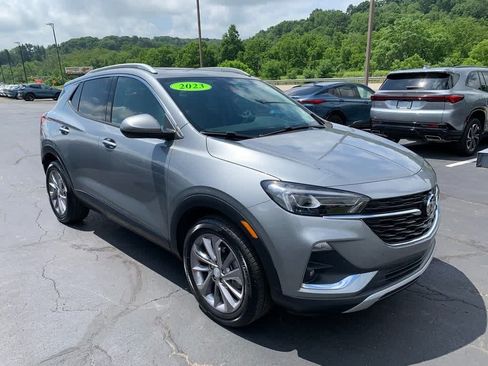 Certified 2023 Buick Encore GX Essence w/ Experience Buick Package FWD image 6