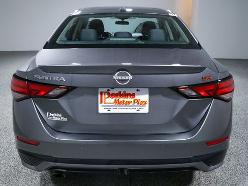 Used 2024 Nissan Sentra SR FWD image 8