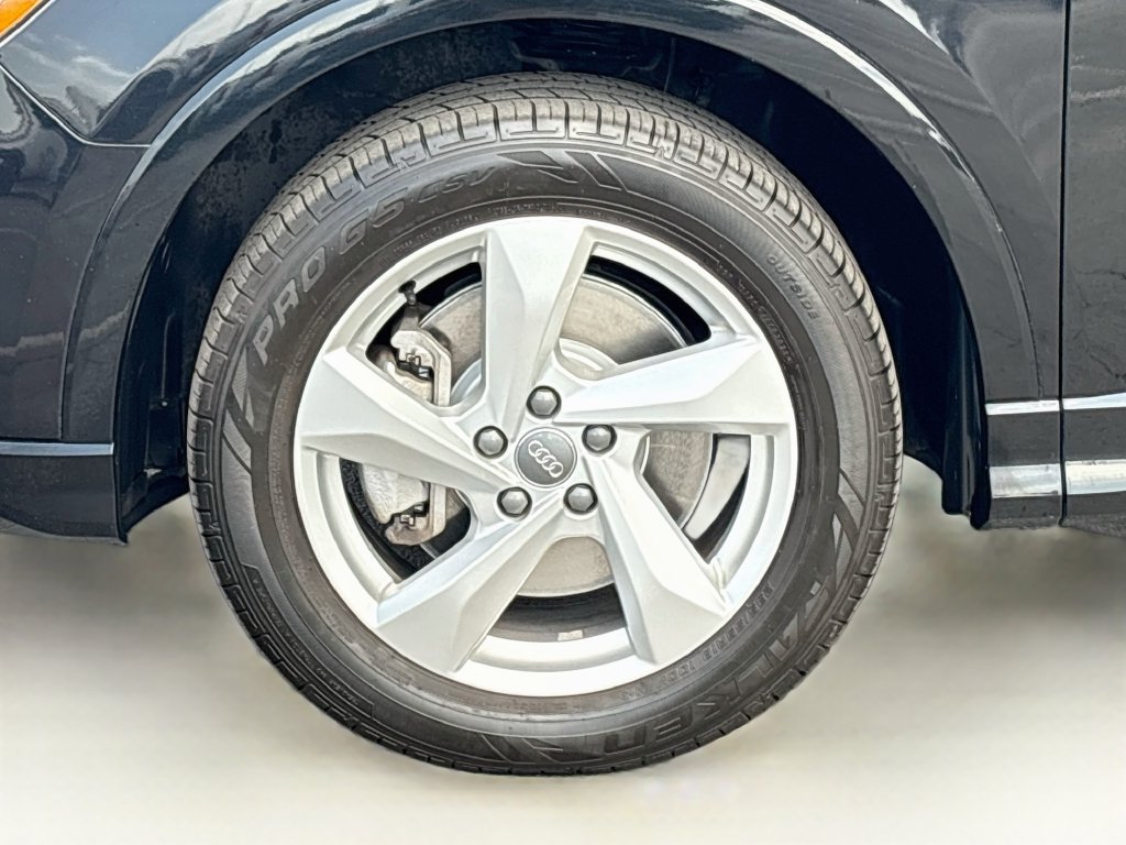 Used 2020 Audi Q3 2.0T Premium AWD/4WD image 30