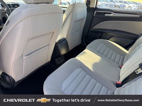 Used 2018 Ford Fusion S image 13