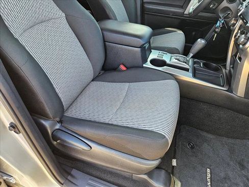 Used 2020 Toyota 4Runner SR5 image 20