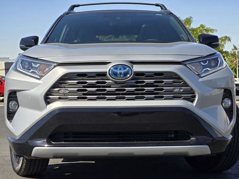 Used 2021 Toyota RAV4 XSE AWD/4WD image 17