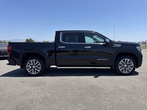 New 2026 GMC Sierra 1500 Denali AWD/4WD image 3