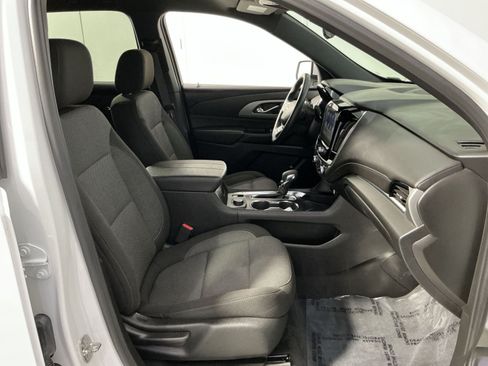 Used 2023 Chevrolet Traverse LT w/ LPO, Floor Liner Package AWD/4WD image 27