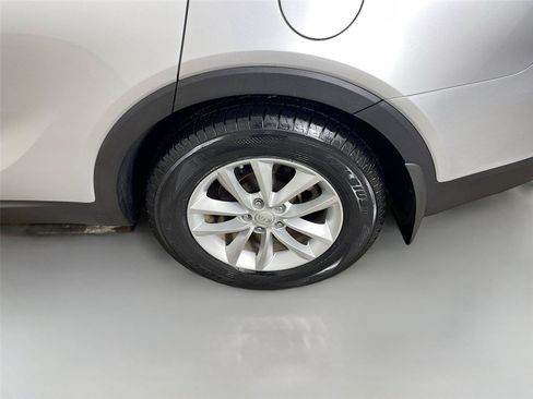 Used 2018 Kia Sorento AWD image 28