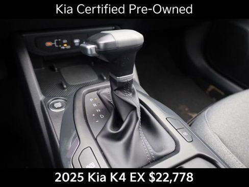Certified 2025 Kia K4 EX image 11