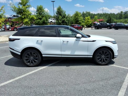 Used 2020 Land Rover Range Rover Velar S AWD/4WD image 4