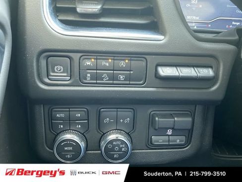Certified 2023 GMC Yukon AT4 w/ AT4 Premium Plus Package AWD/4WD image 21
