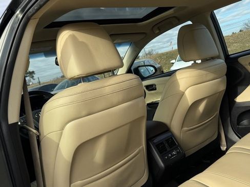 Used 2014 Toyota Avalon Limited image 20