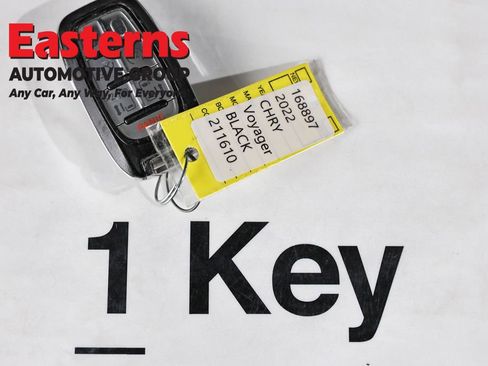 Used 2022 Chrysler Voyager LX FWD image 26