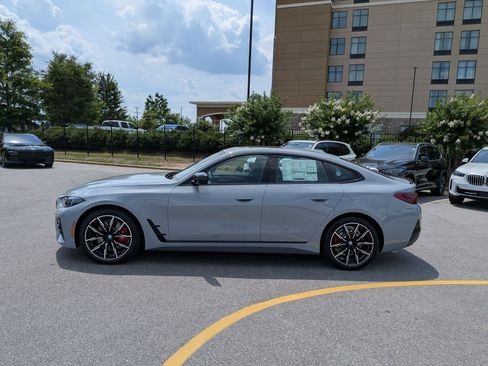 New 2026 BMW 430i xDrive w/ M Sport Package AWD/4WD image 6