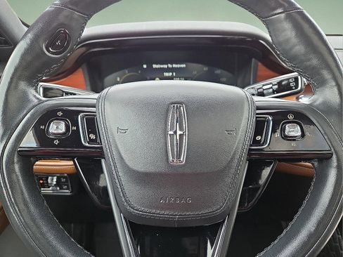 Used 2021 Lincoln Aviator Reserve w/ Equipment Group 202A image 24