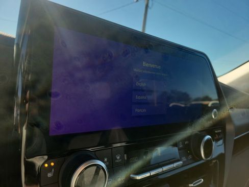 Used 2023 Toyota Highlander Bronze Edition image 21