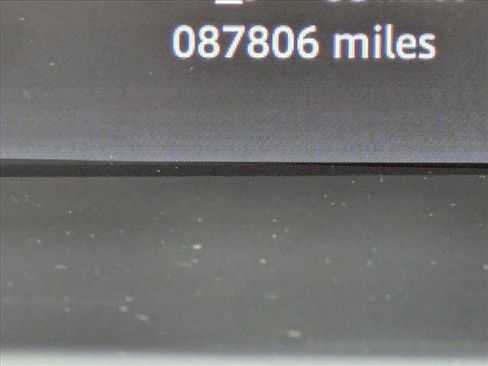 Used 2017 Land Rover Range Rover Long Wheelbase Supercharged image 12