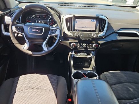 Used 2023 GMC Terrain SLE w/ Driver Convenience Package FWD image 18
