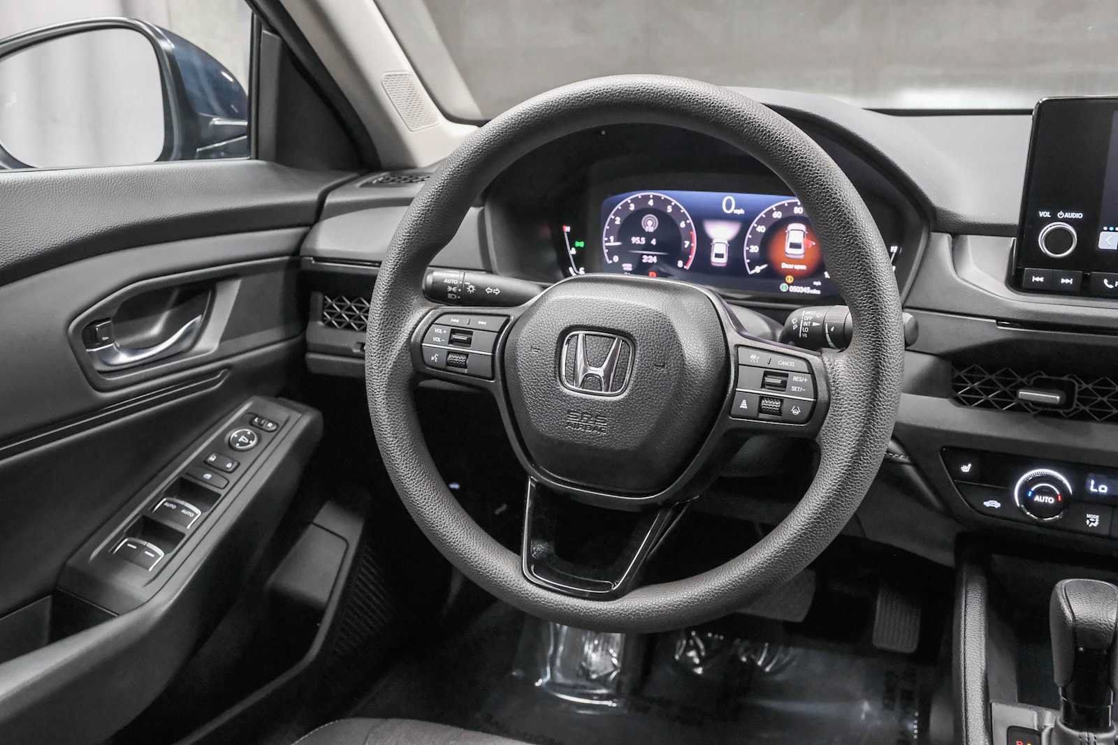 Used 2024 Honda Accord EX image 18