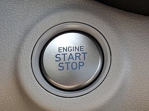 New 2026 Hyundai Venue SEL FWD image 11