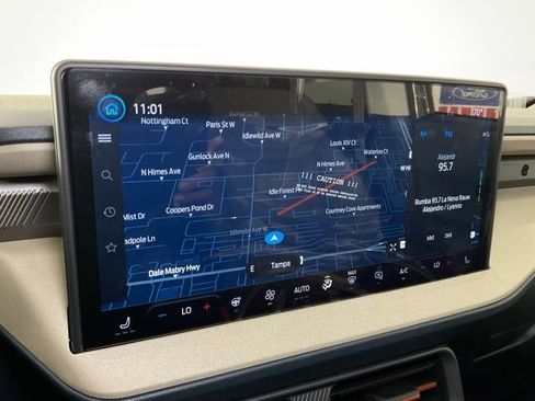 New 2025 Ford Maverick Lariat image 22