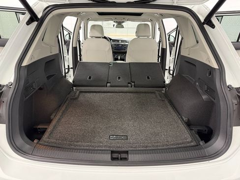 Used 2021 Volkswagen Tiguan SEL w/ 2-Row Tiguan MDO Package image 29