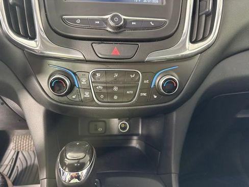 Used 2018 Chevrolet Equinox LT AWD/4WD image 23