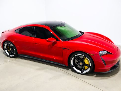 Used 2020 Porsche Taycan image 74
