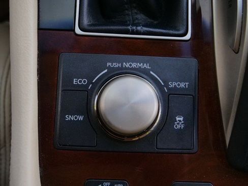 Used 2016 Lexus LS 460 w/ Comfort Package RWD image 18