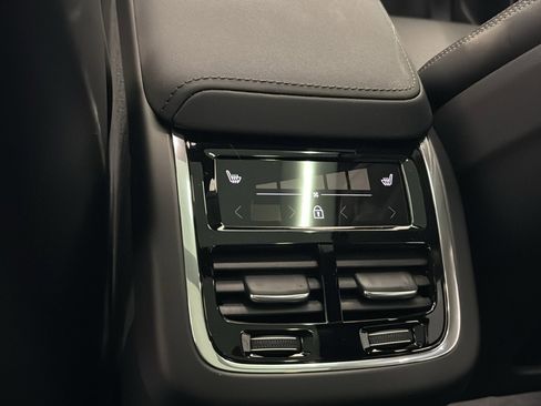 New 2026 Volvo XC60 B5 Ultra w/ Protection Package Premier image 28