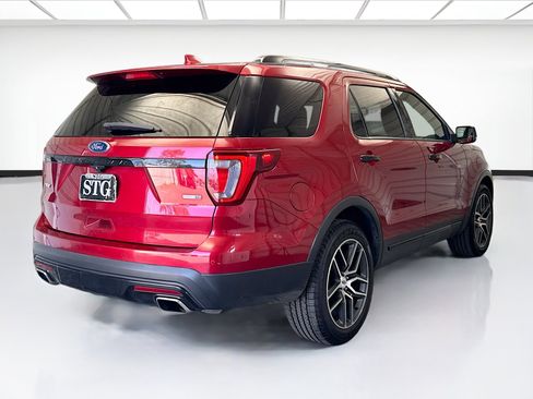Used 2016 Ford Explorer Sport w/ Equipment Group 401A image 4