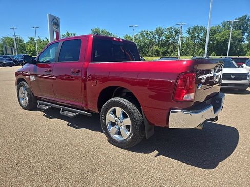 Used 2019 RAM 1500 Big Horn AWD/4WD image 5