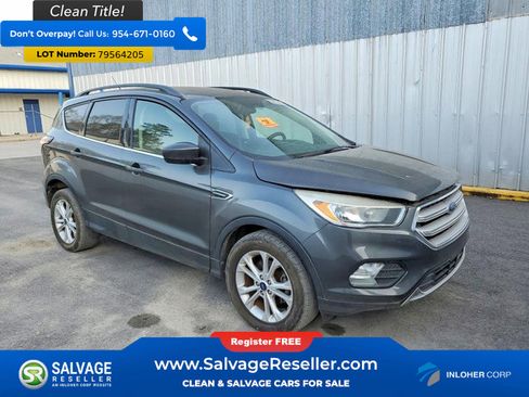 Used 2018 Ford Escape SE image 5