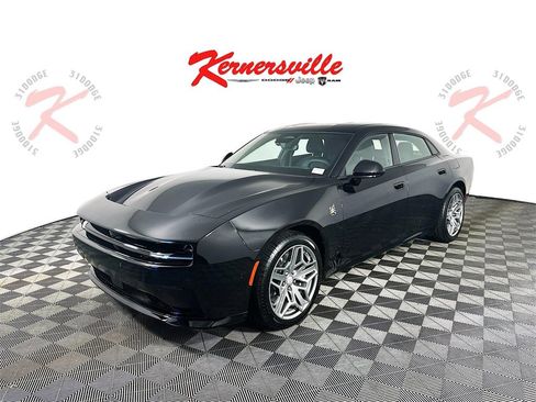 New 2026 Dodge Charger Daytona Scat Pack image 3