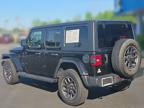 Used 2021 Jeep Wrangler Unlimited Sahara AWD/4WD image 4