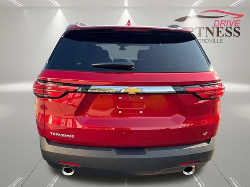 Certified 2023 Chevrolet Traverse LT FWD image 7