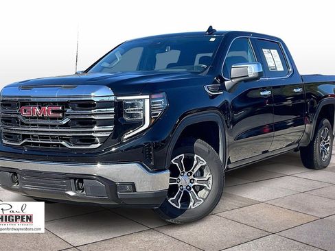 Used 2025 GMC Sierra 1500 SLT image 11